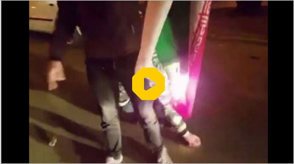 ببینید: آتش زدن پرچم ایران در اغتشاشات واکنش مردم را در پی داشت